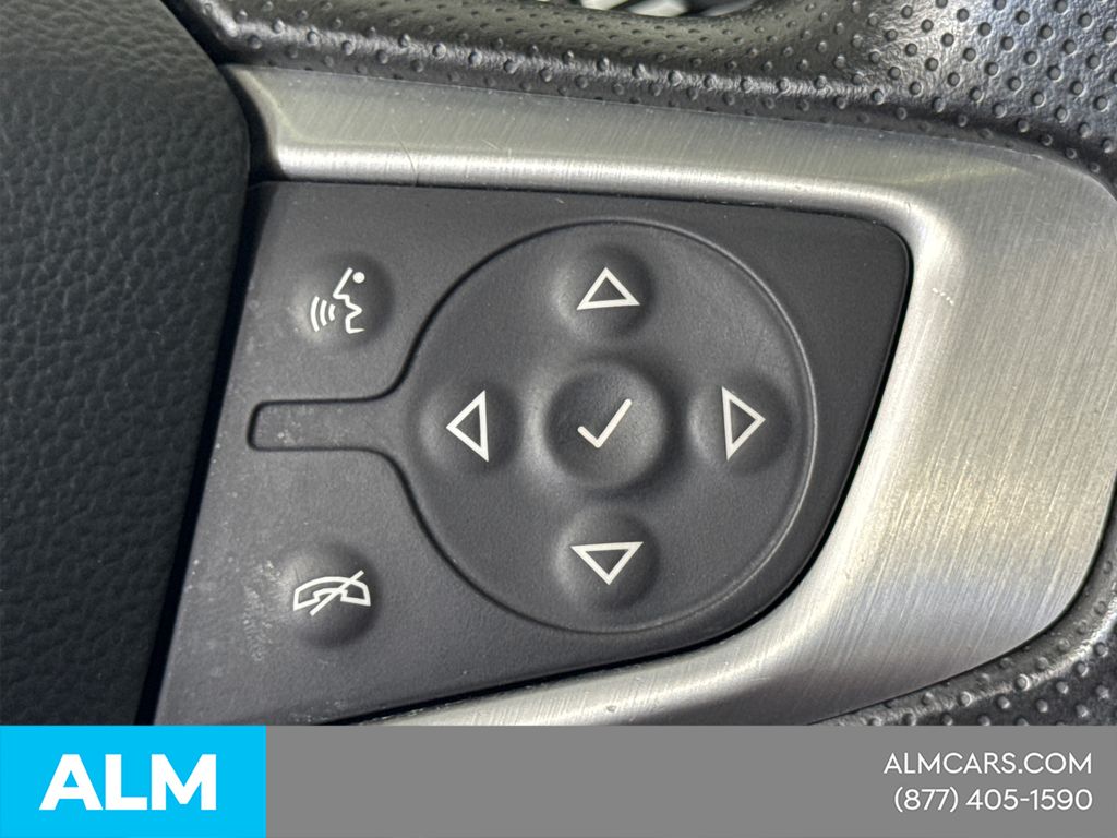Used 2024 Silver GMC SLE image 28