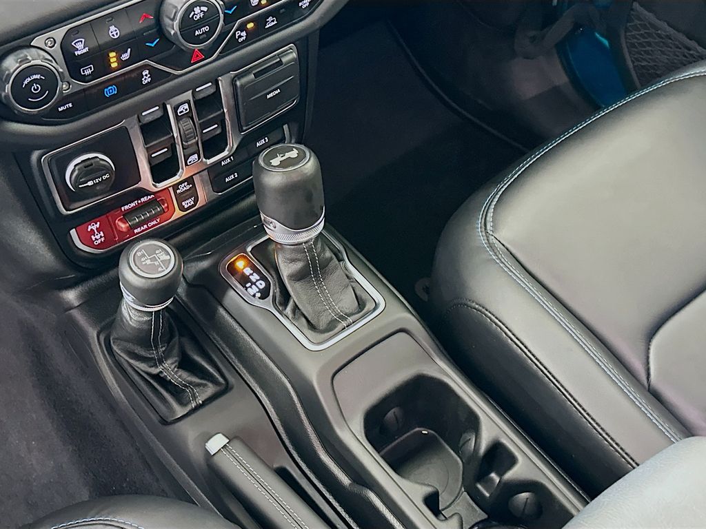 Thumbnail: 2024 Jeep Wrangler - 17