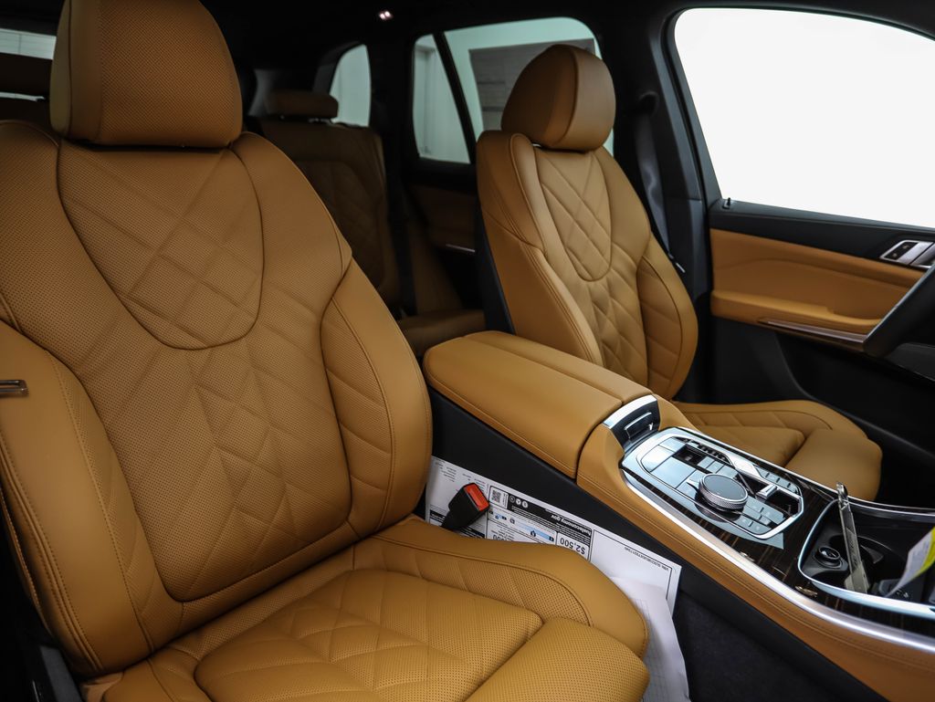 Thumbnail: 2026 BMW X5 - 31