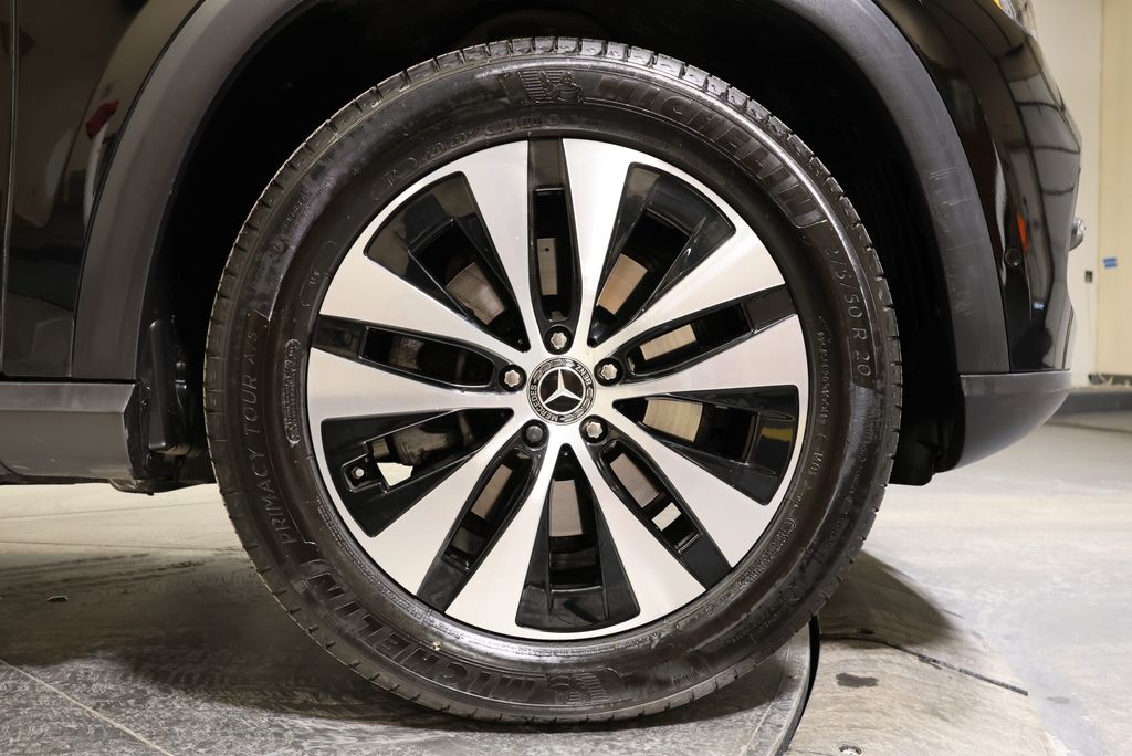 Thumbnail: 2026 Mercedes-Benz GLE - 14