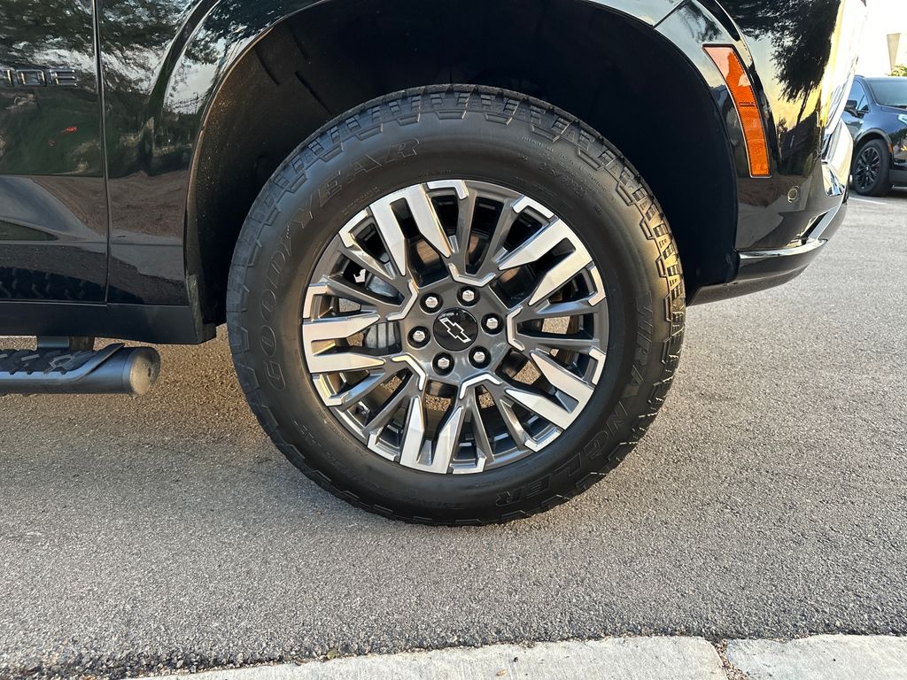 Used Car 2025 Chevrolet Tahoe  Z71 For Sale Under $70,000 In Austin, Texas