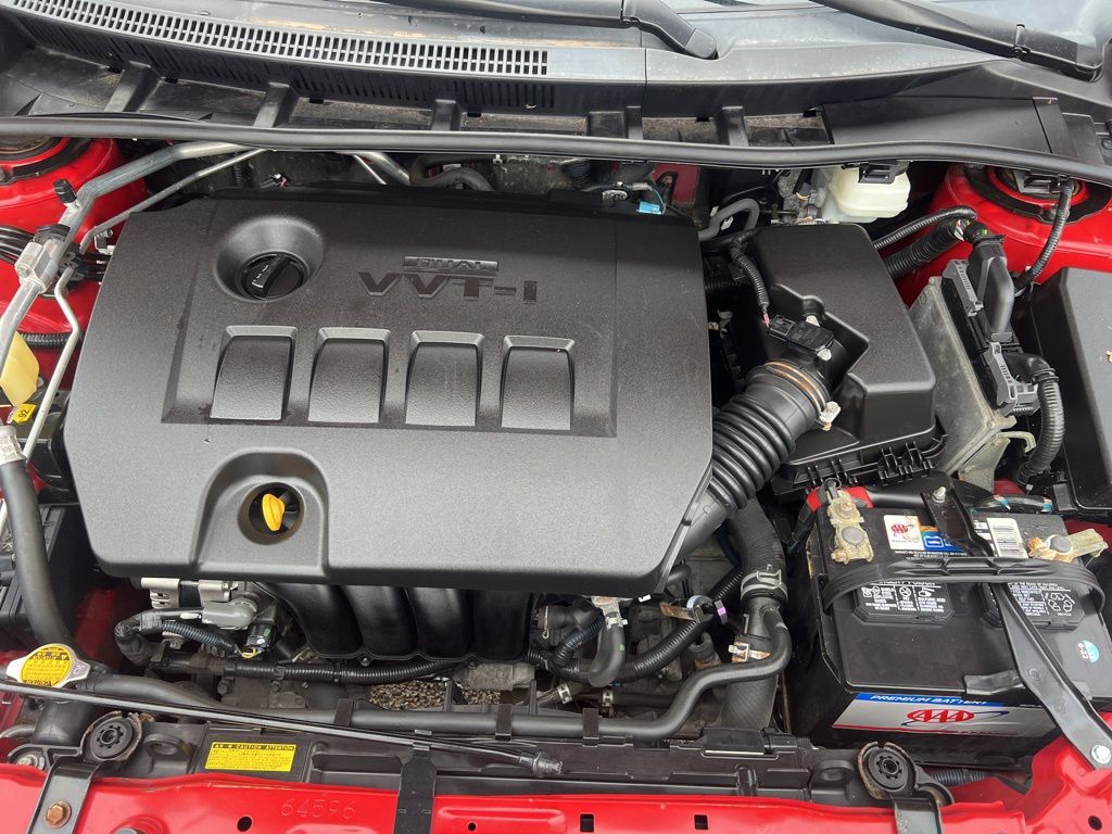 2013 Toyota Corolla L photo