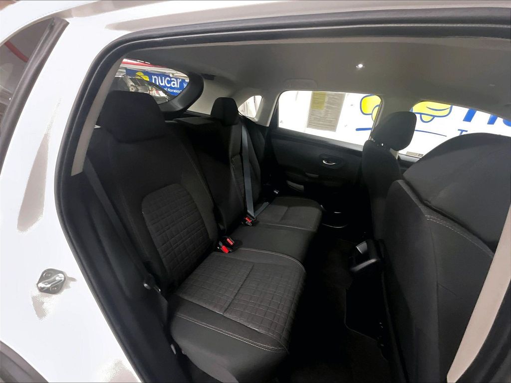 2023 Honda HR-V — photo 16