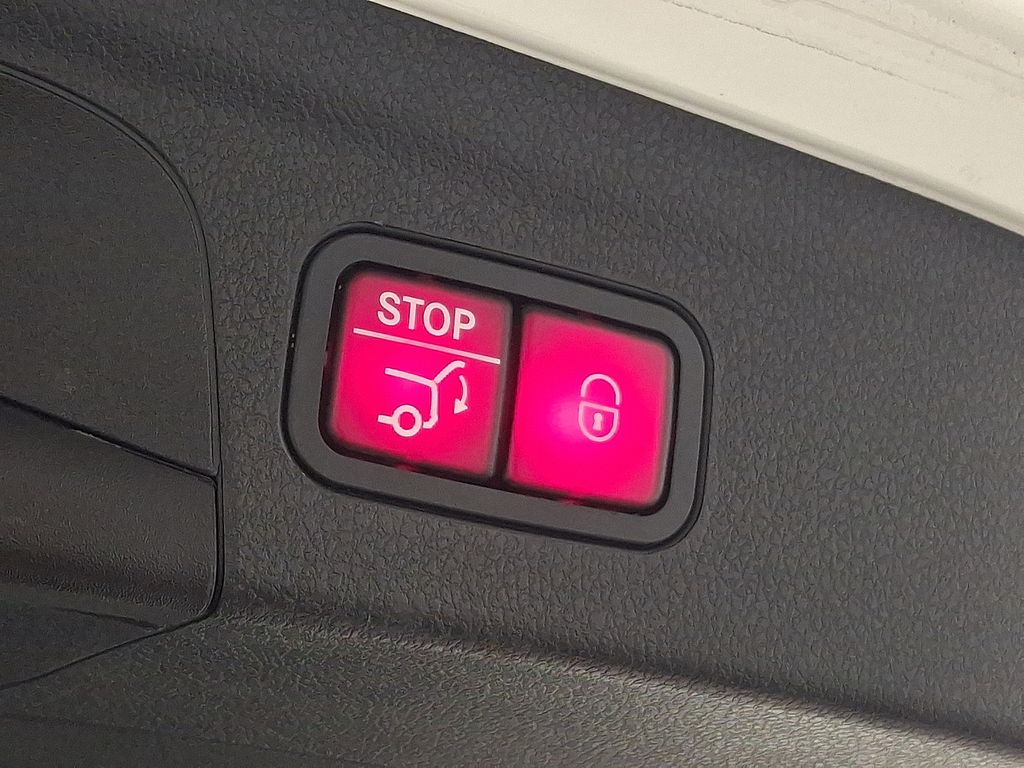 Thumbnail: 2020 Mercedes-Benz GLE - 30