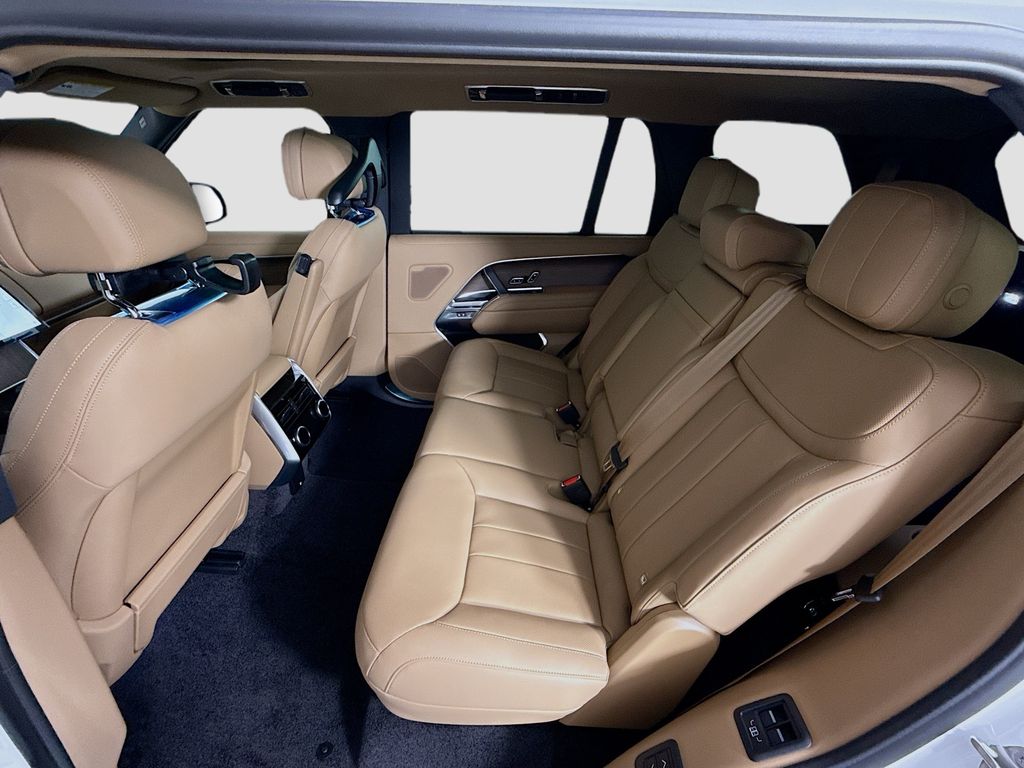 Thumbnail: 2026 Land Rover Range Rover - 22