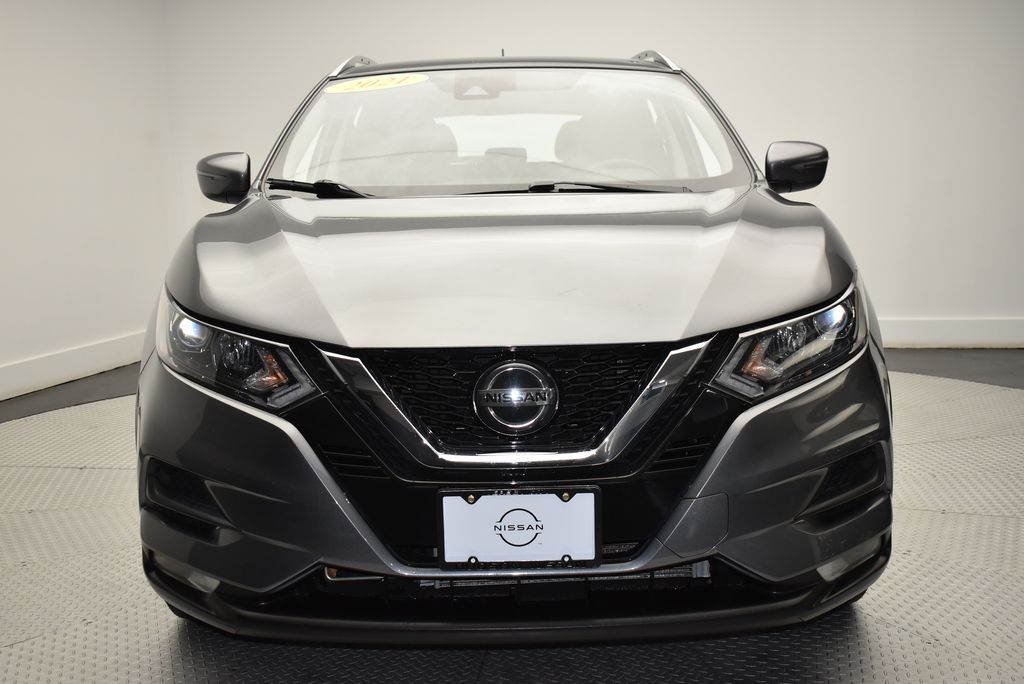 Thumbnail: 2021 Nissan Rogue Sport - 2