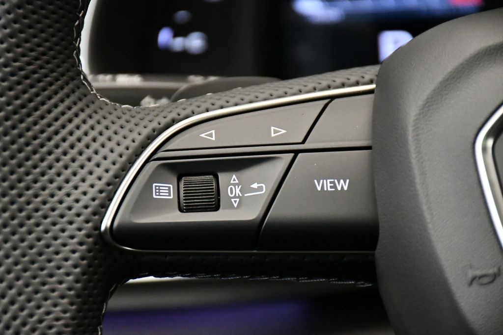 Thumbnail: 2026 Audi SQ8 - 21