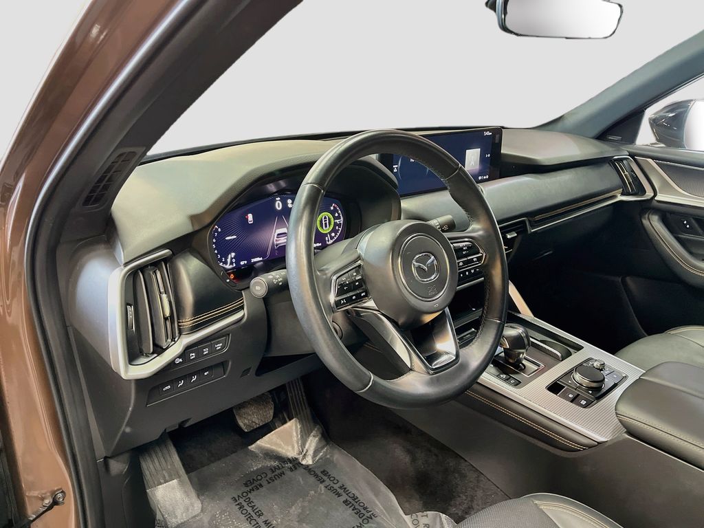 Used 2025 Melting Copper Metallic Mazda 3.3 Turbo S Premium image 9