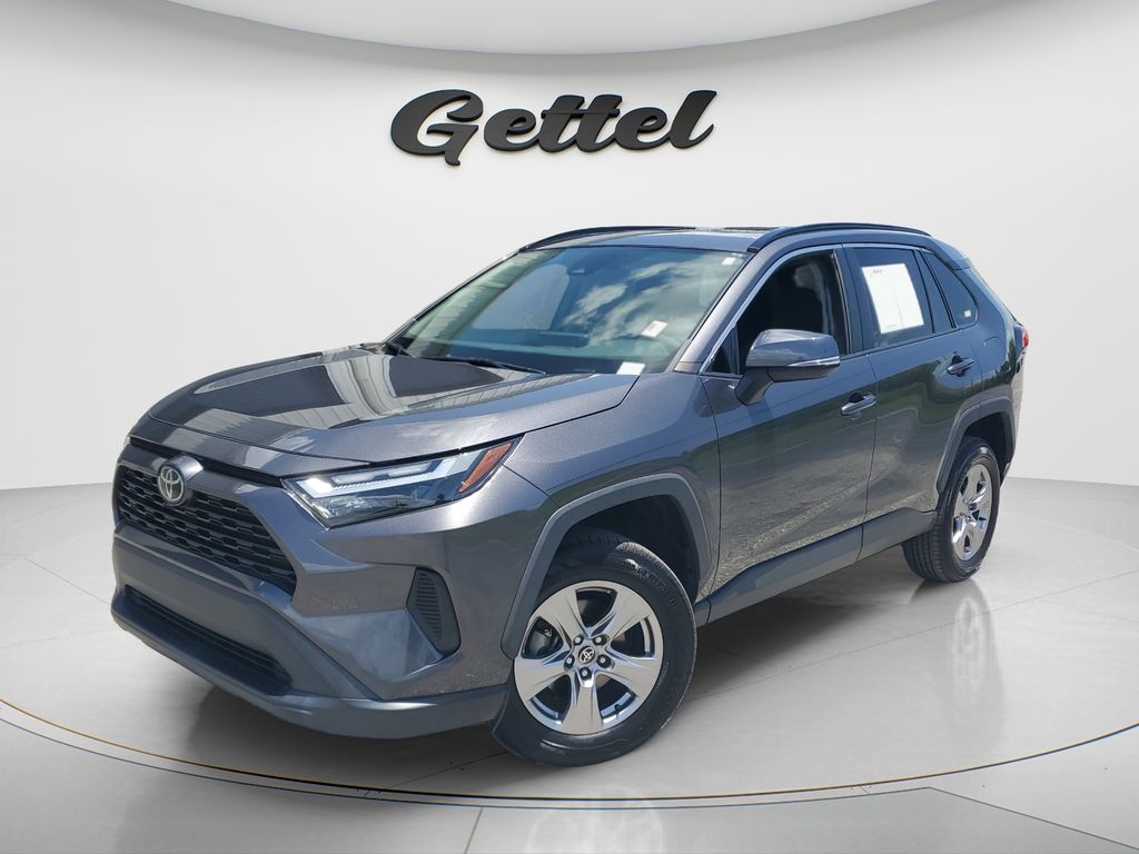 2023 Toyota RAV4 XLE