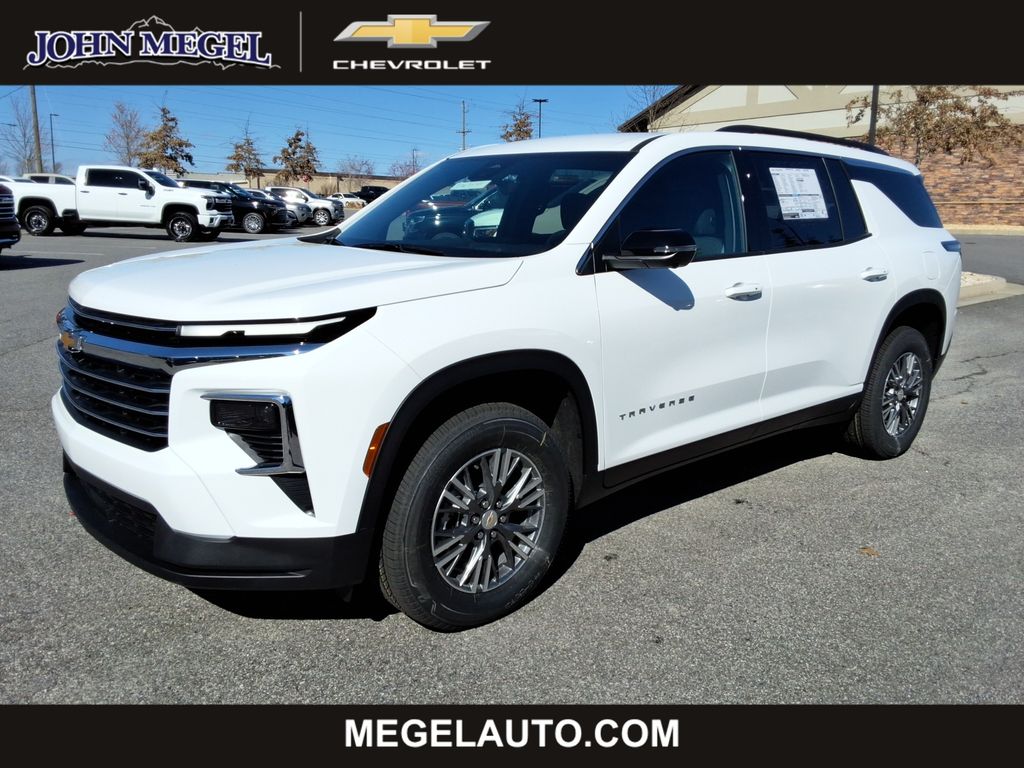 Summit White 2026 Chevrolet Traverse SUV / Crossover Front-Wheel Drive 8-Speed Automatic