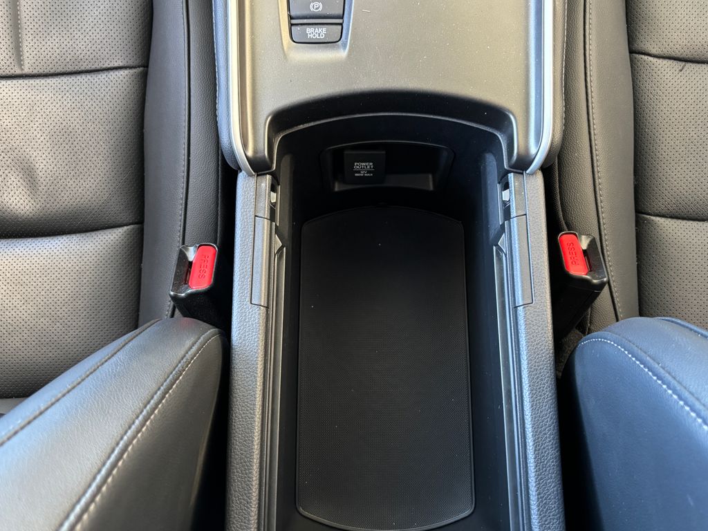 Thumbnail: 2022 Honda Accord - 17