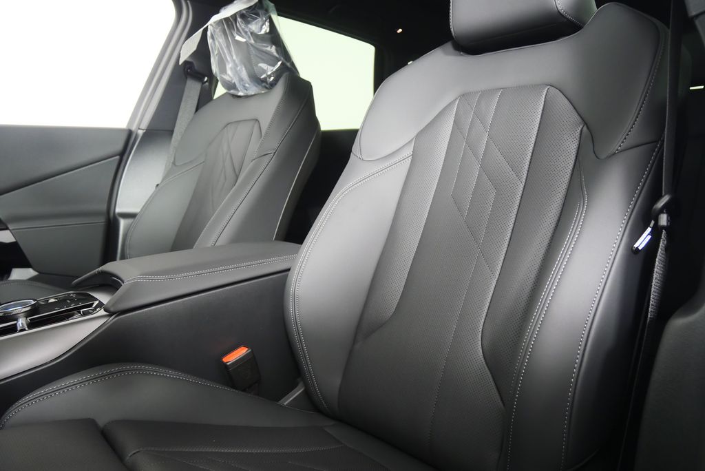 Thumbnail: 2026 BMW X3 - 10