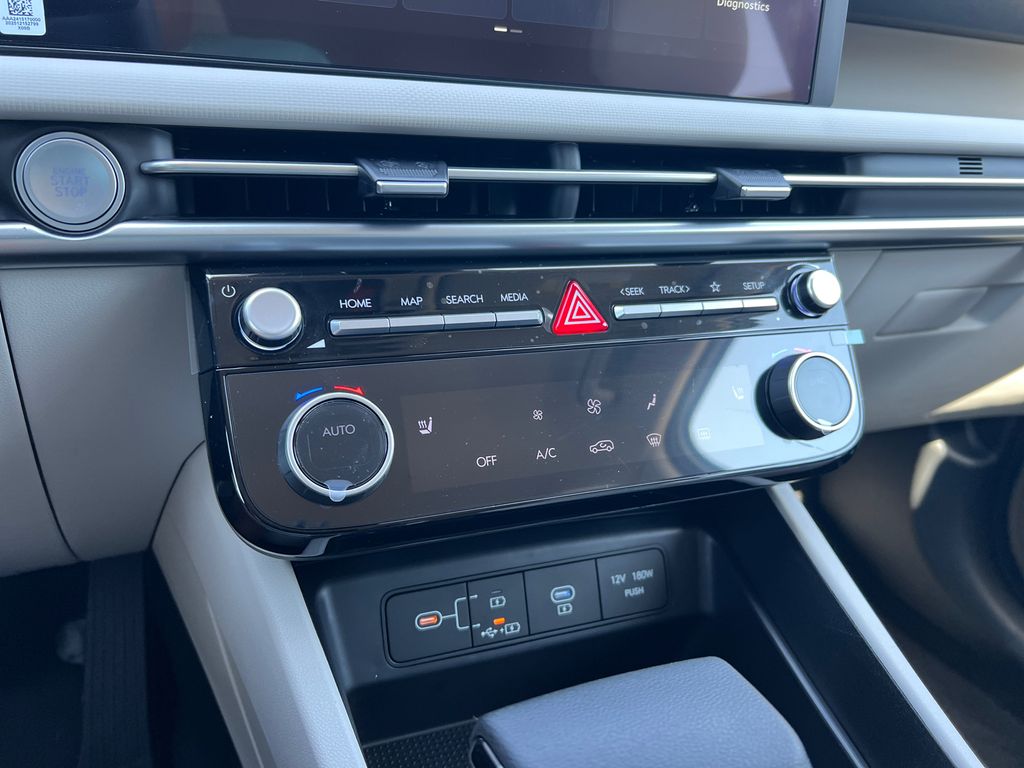 New 2026 White Hyundai SEL image 28