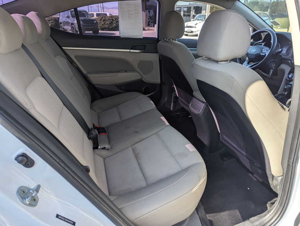 2019 Hyundai Elantra SEL 30