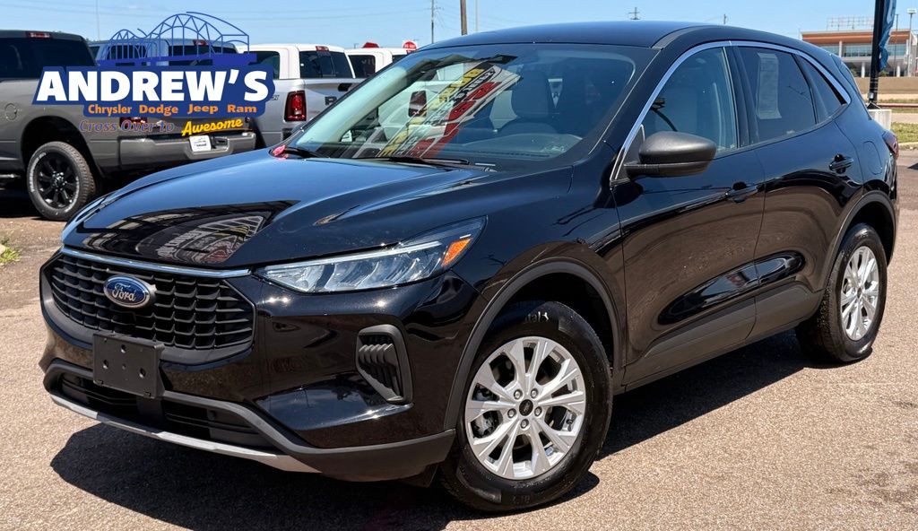 Black Metallic 2024 Ford Escape Active AWD SUV / Crossover All-Wheel Drive 8-Speed Automatic