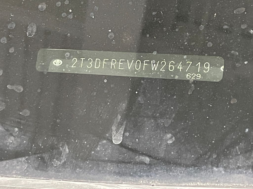 Thumbnail: 2015 Toyota RAV4 - 2