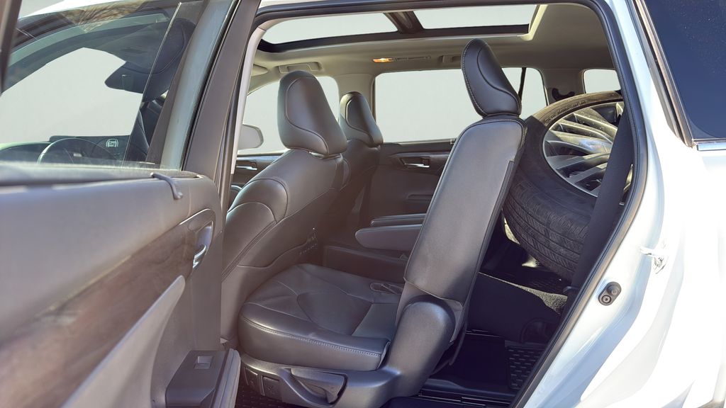 2022 Toyota Highlander Hybrid
