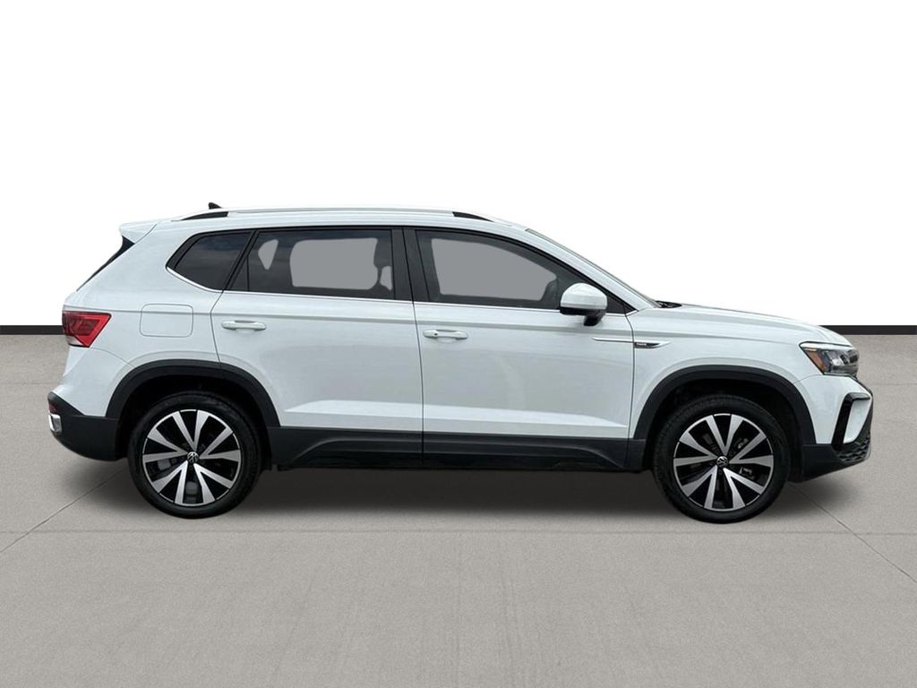 2022 Volkswagen Taos 1.5T SE  at DeMontrond Auto Country