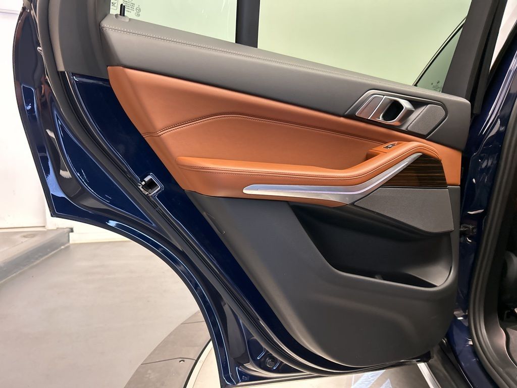 Thumbnail: 2024 BMW X5 - 24