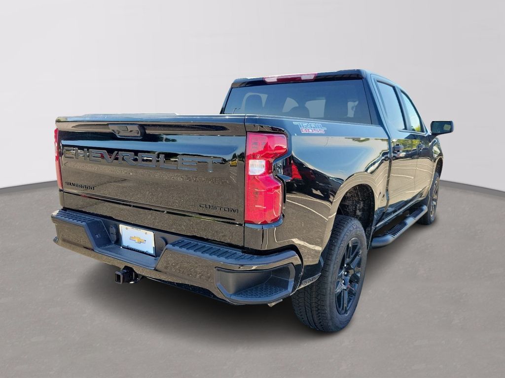 2024 Chevrolet Silverado 1500 Custom Trail Boss 4