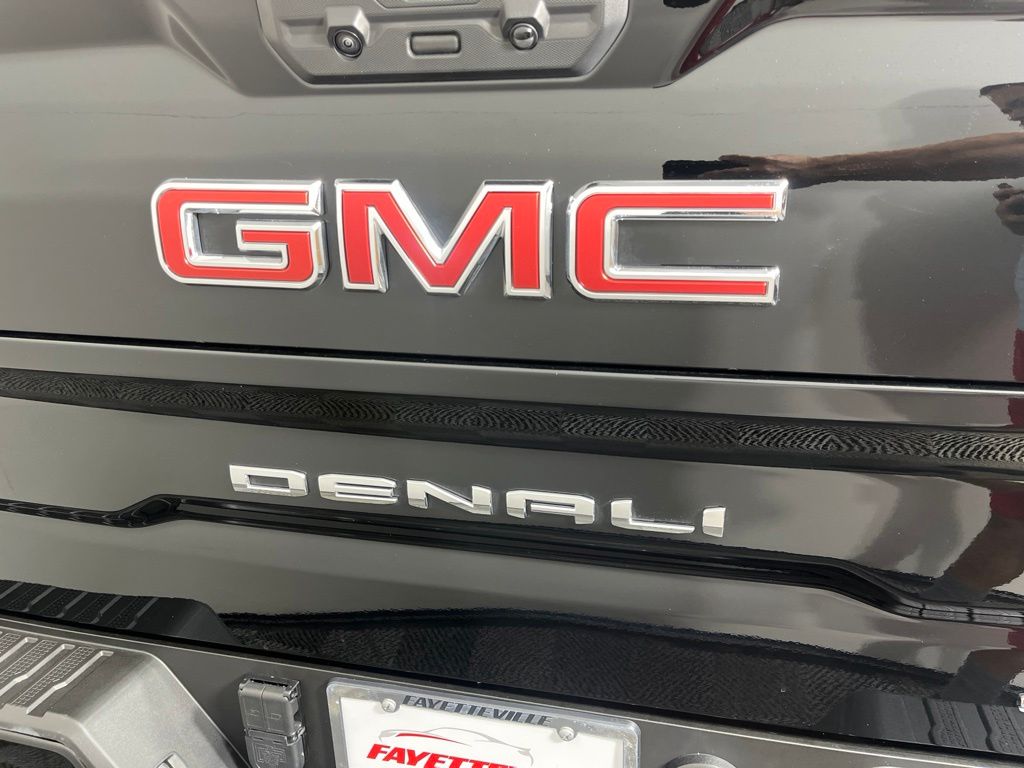 Thumbnail: 2025 GMC Sierra 1500 - 20