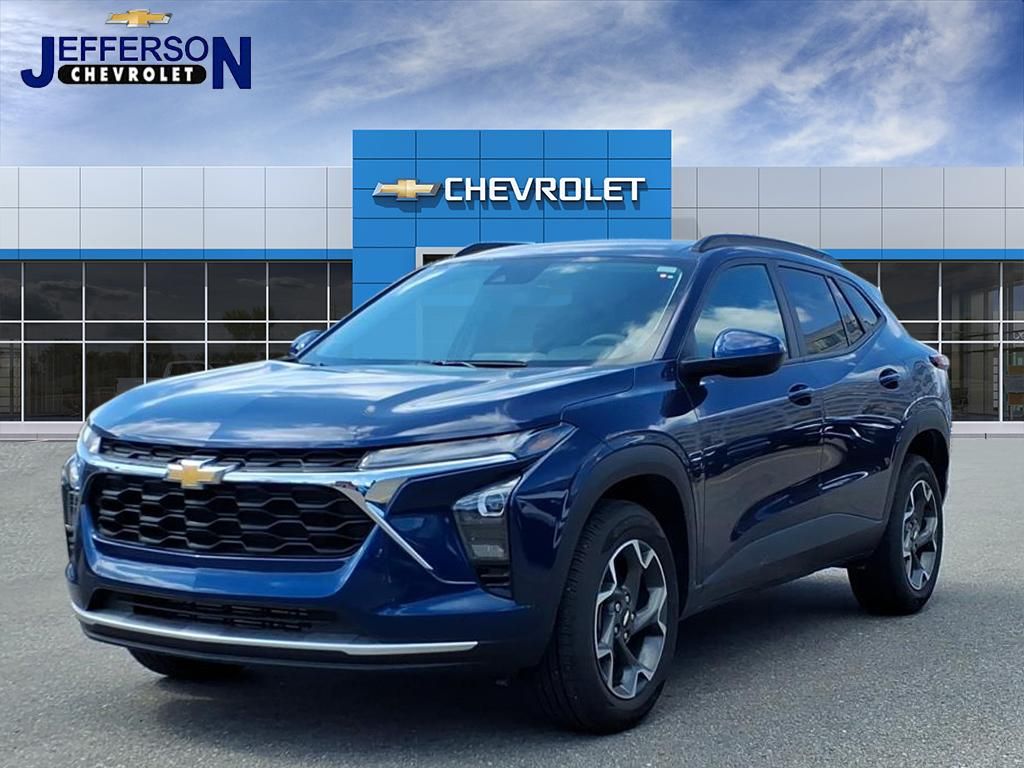 Blue Glow Metallic 2024 Chevrolet Trax LT FWD SUV / Crossover Front-Wheel Drive 6-Speed Automatic