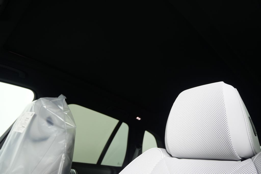 2025 BMW X5 xDrive40i 11