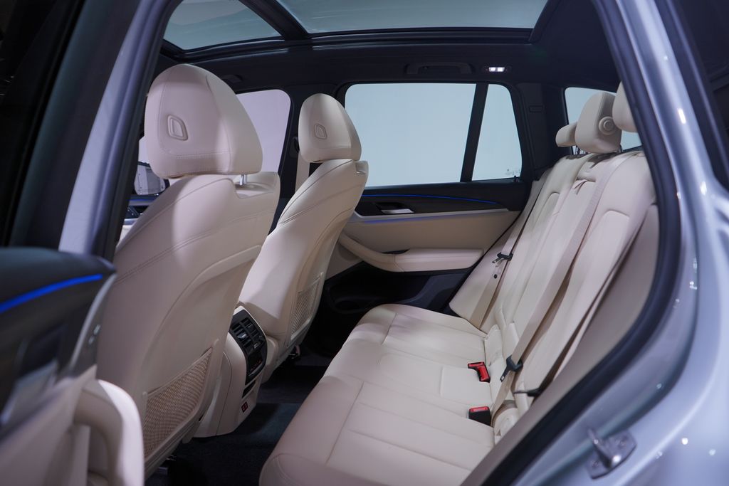 Thumbnail: 2020 BMW X3 - 9