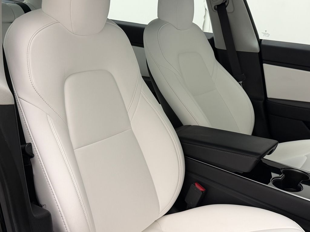 Thumbnail: 2020 Tesla Model 3 - 10