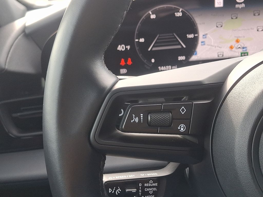 Thumbnail: 2024 Porsche Taycan - 23