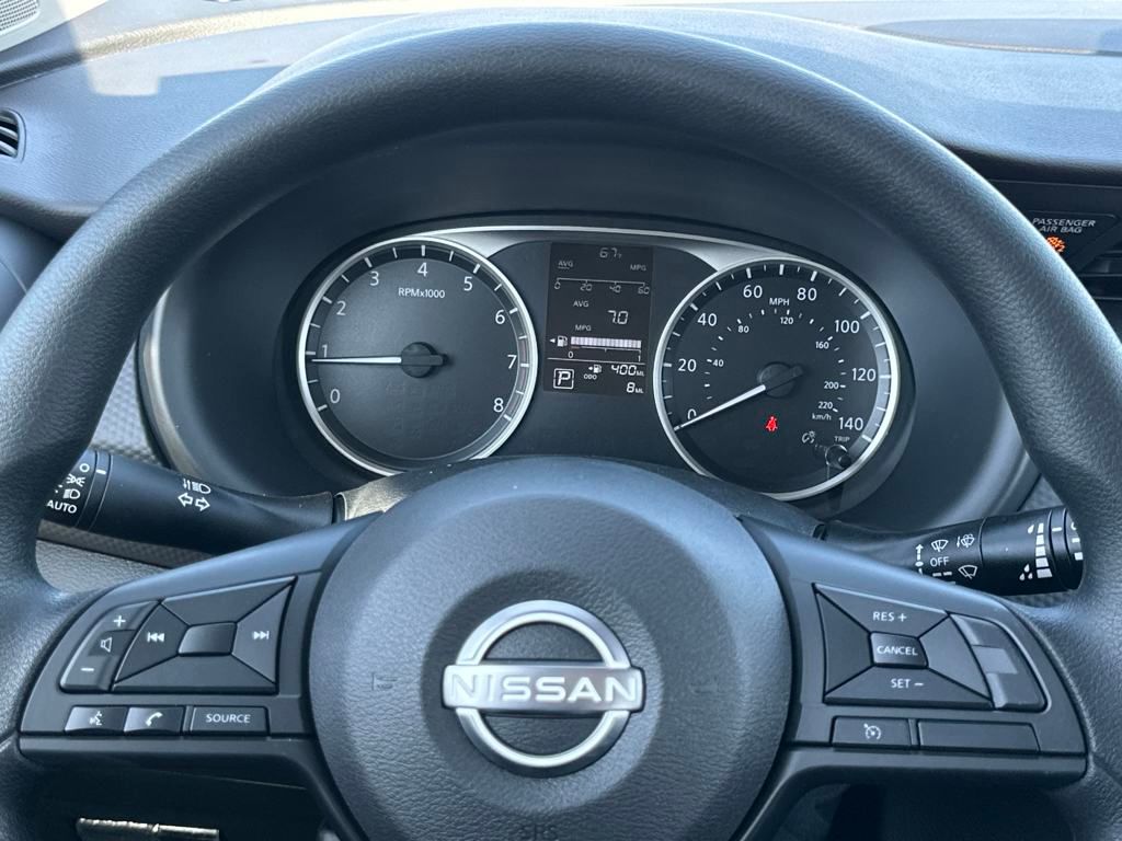 2025 Nissan Kicks S photo