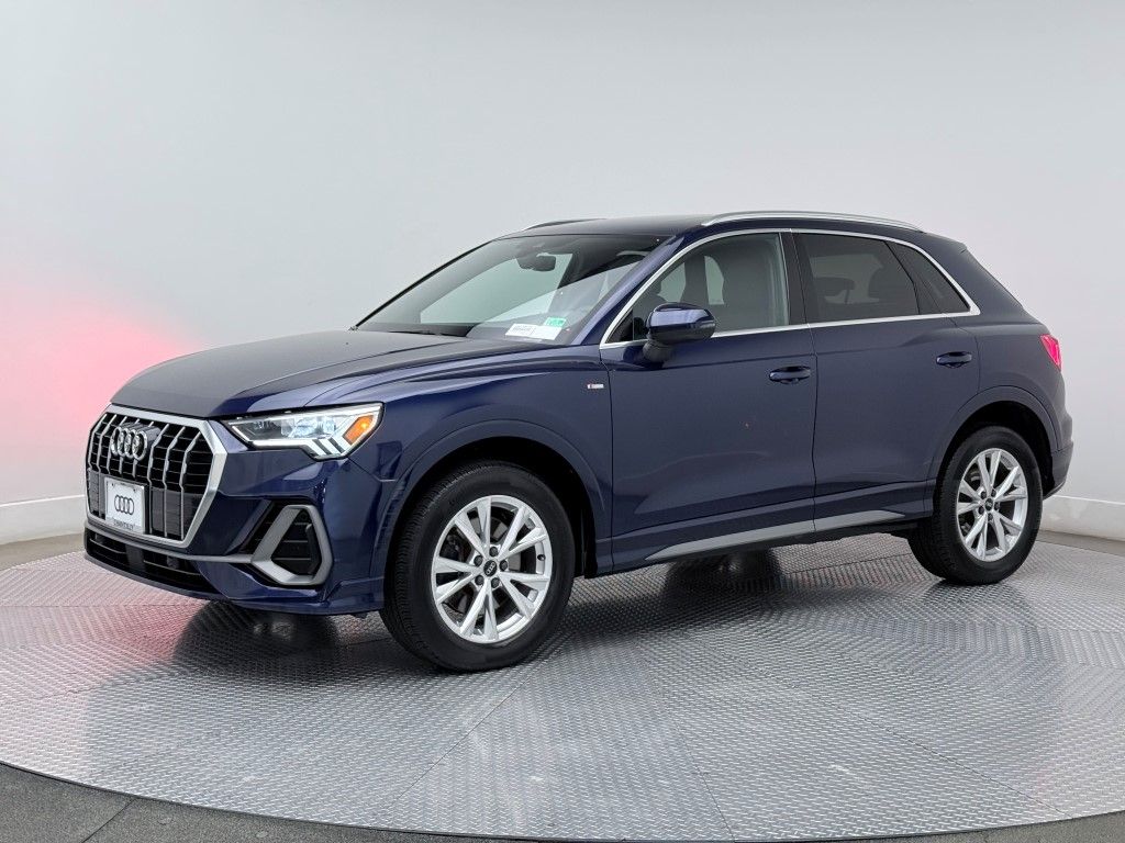 Thumbnail: 2021 Audi Q3 - 7