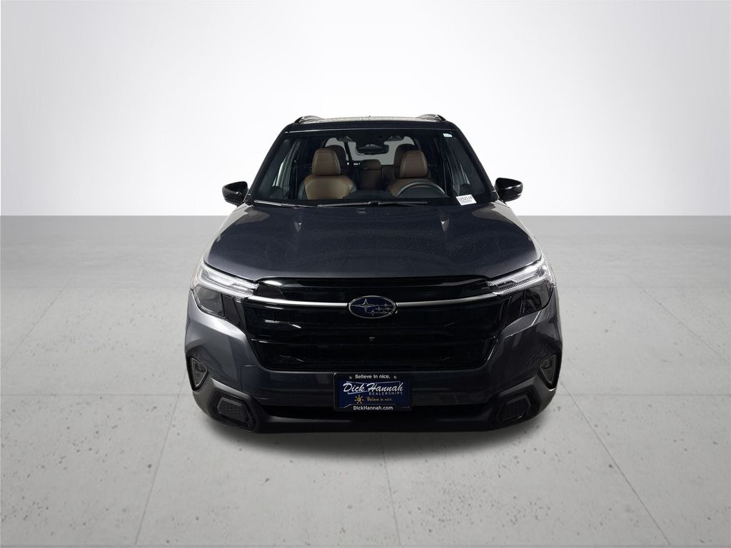 2025 Subaru Forester Touring photo 3