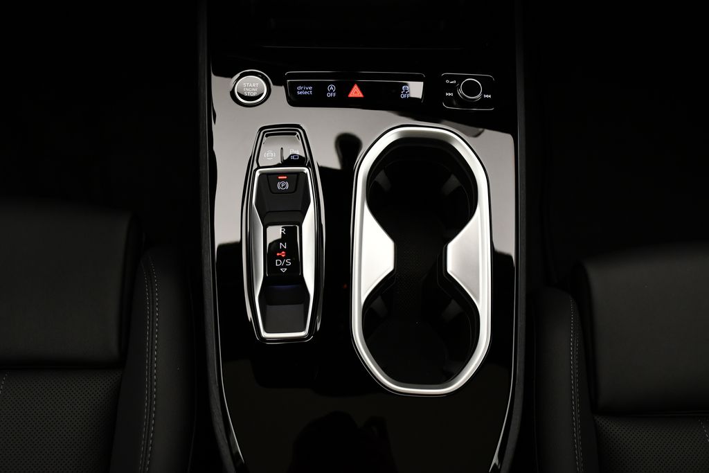 Thumbnail: 2026 Audi A6 - 29