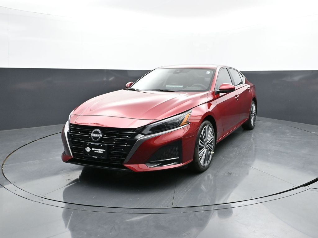 Red (Scarlet Ember Tintcoat) 2026 Nissan Altima 2.5 SV AWD Sedan All-Wheel Drive Continuously Variable Transmission