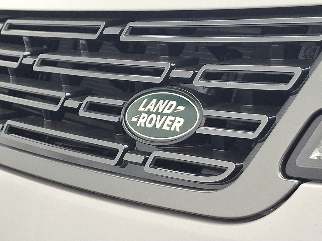 Thumbnail: 2025 Land Rover Range Rover Sport - 20