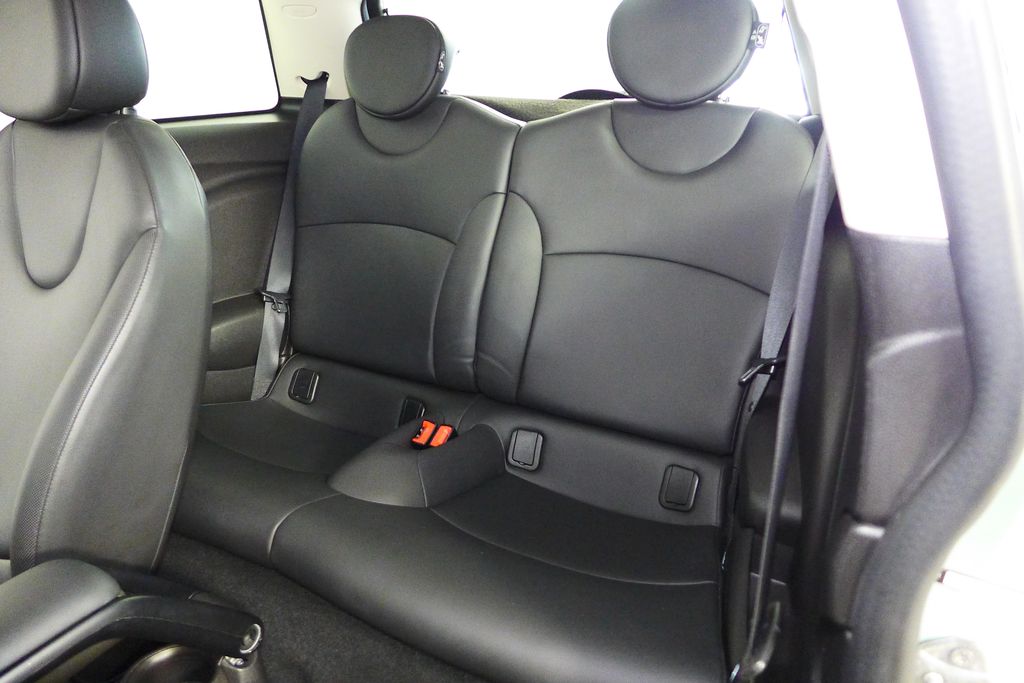 Thumbnail: 2013 MINI Cooper - 21