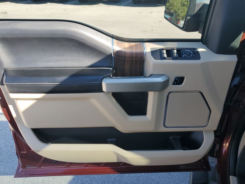 Used Car 2016 Ford F-150  Lariat For Sale Under $30,000 In Austin, Texas