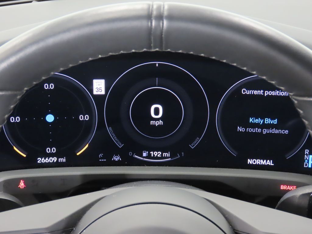 Thumbnail: 2023 Porsche Taycan - 16