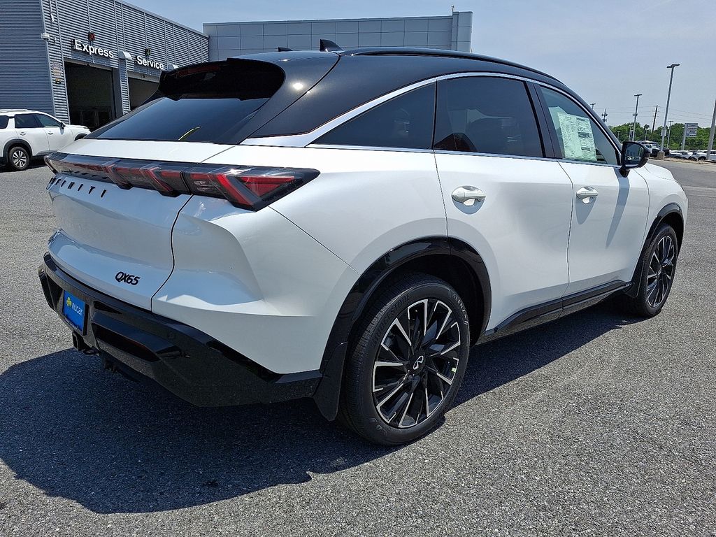 2027 INFINITI QX65 — photo 4