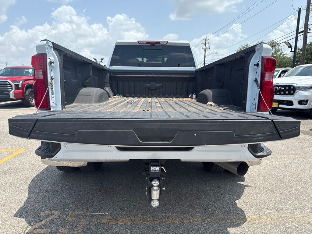 2026 Chevrolet Silverado 3500HD High Country - 8