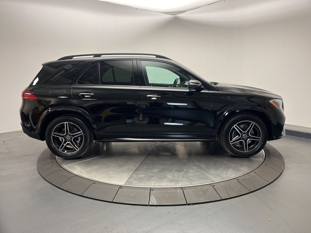 Thumbnail: 2026 Mercedes-Benz GLE - 8