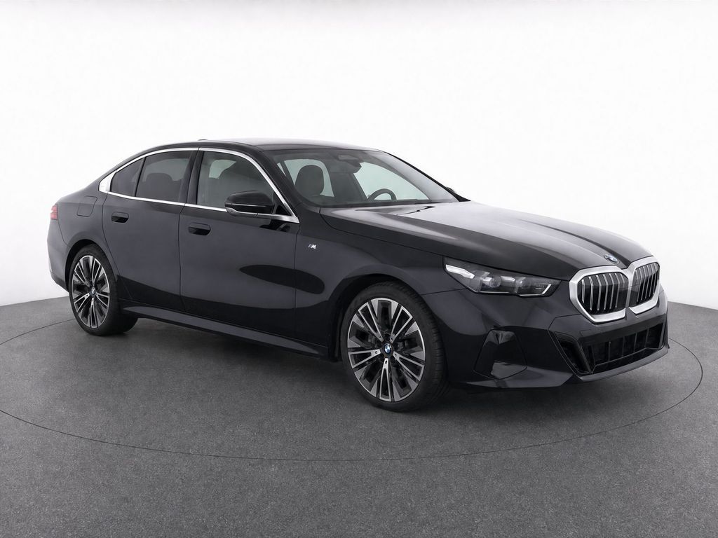 Thumbnail: 2026 BMW 5 Series - 28