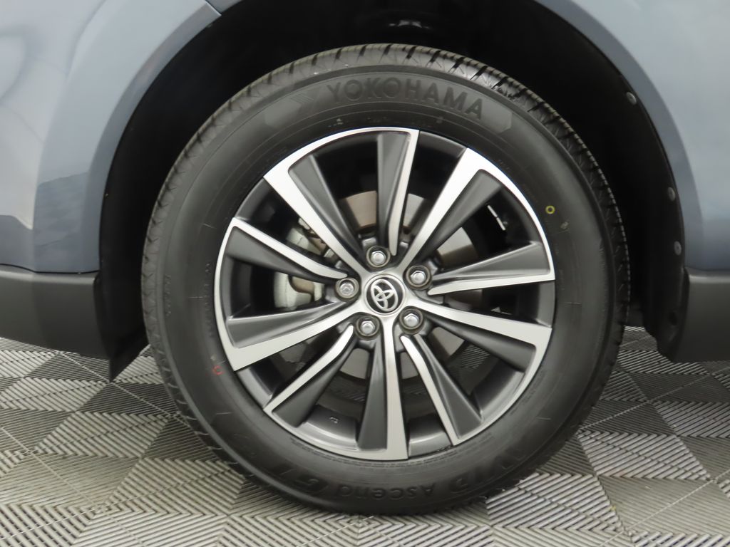 2021 Toyota Venza LE 30