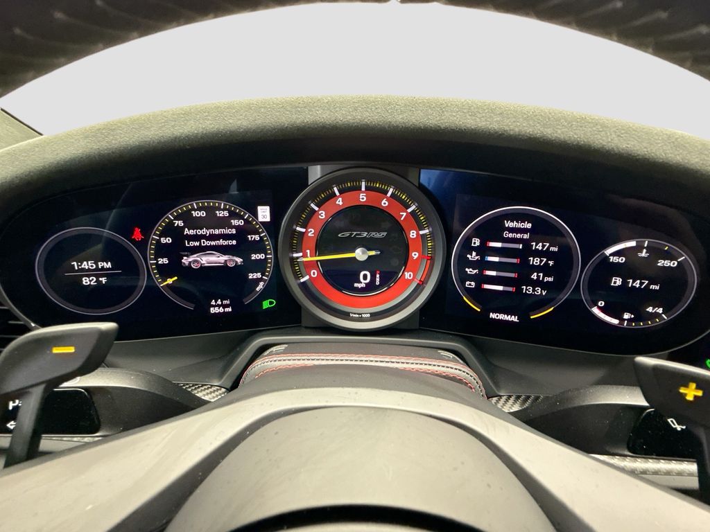 Thumbnail: 2025 Porsche 911 - 30