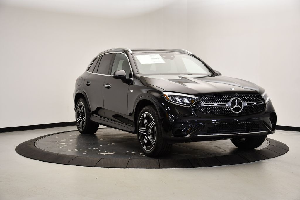 2025 Mercedes-Benz GLC 350 7