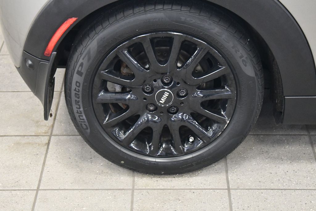 Thumbnail: 2017 MINI Cooper - 11