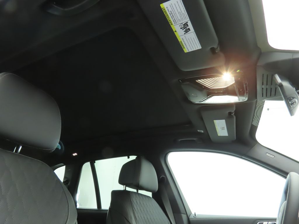 Thumbnail: 2026 BMW X5 - 18