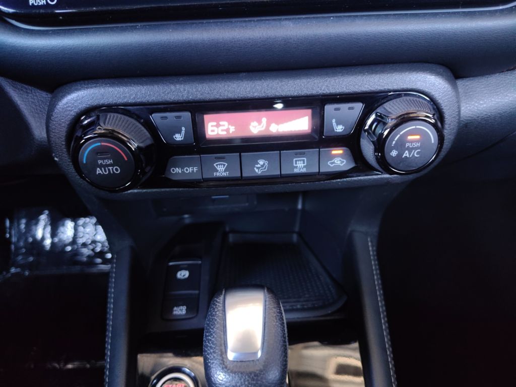 Used Car 2021 Nissan Kicks  Sr For Sale Under $20,000 In Austin, Texas