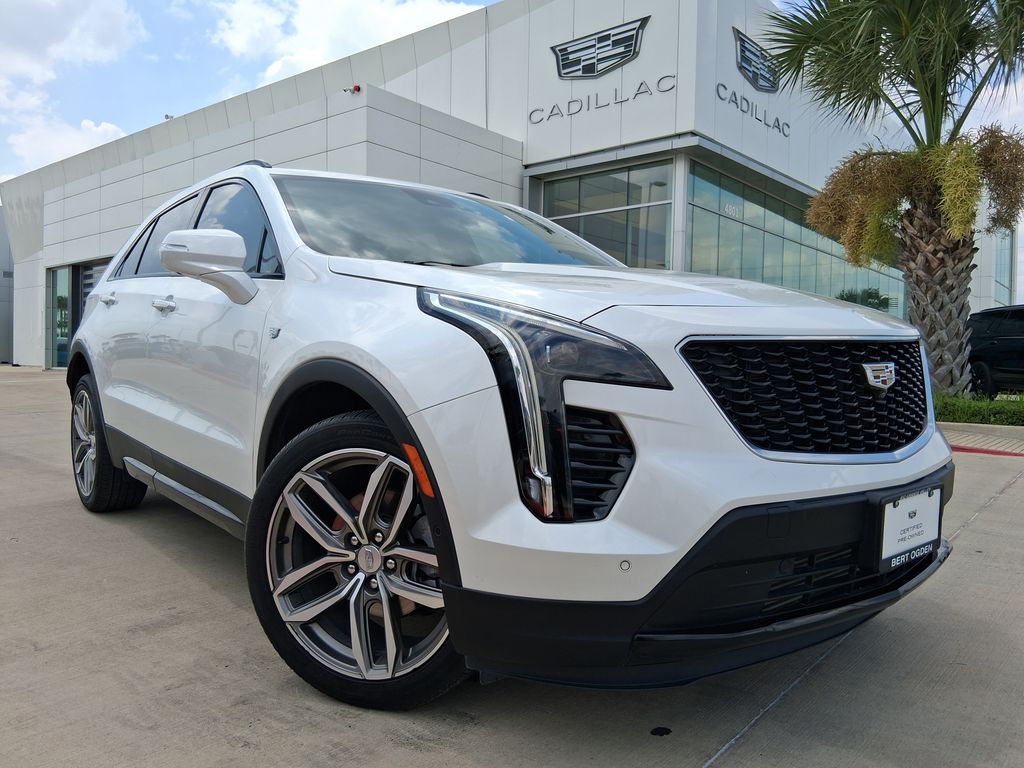 2023 Cadillac XT4 Sport's photo